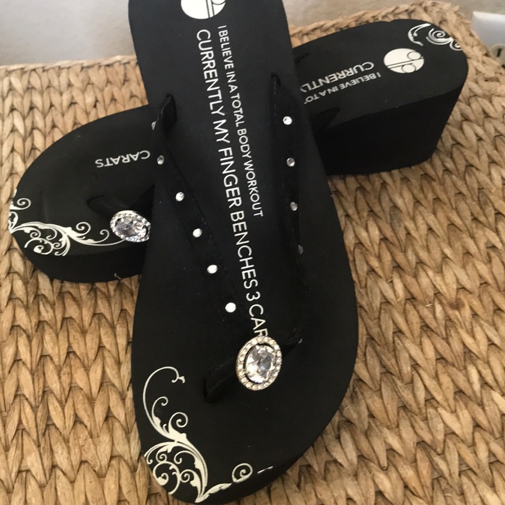 3 carat rhinestone flip flops
